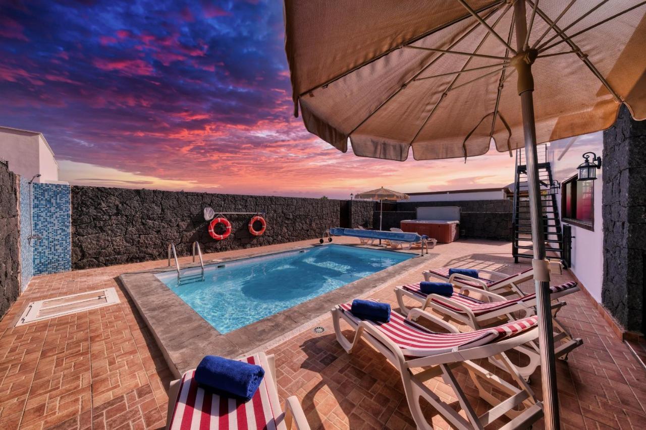 Villa Aurelia-Pool, Jacuzzi And Solarium Playa Blanca  Eksteriør bilde